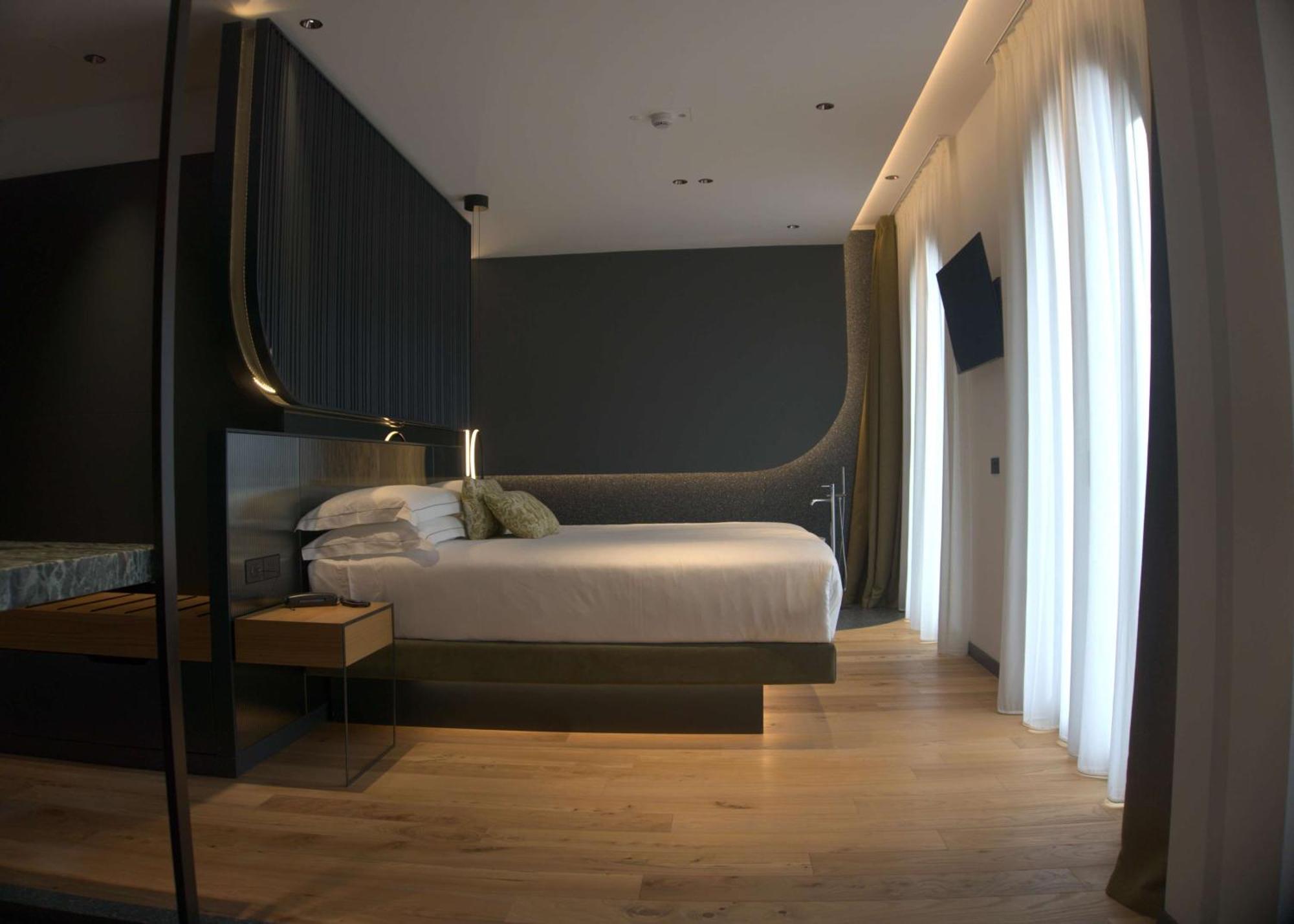 טורי דל בנקו Hotel Ristorante Al Caminetto Worldhotels Crafted Adults Only מראה חיצוני תמונה