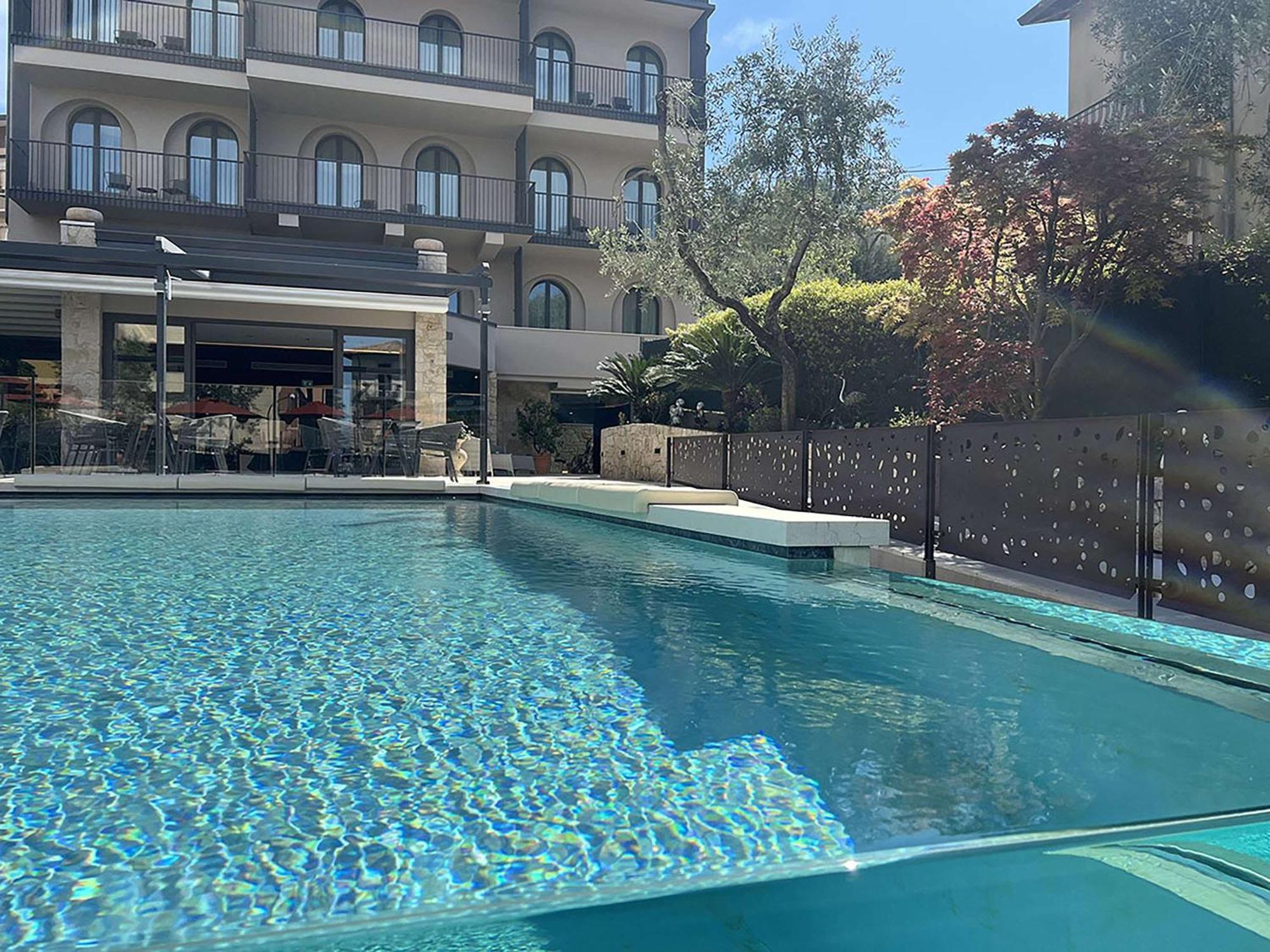 טורי דל בנקו Hotel Ristorante Al Caminetto Worldhotels Crafted Adults Only מראה חיצוני תמונה